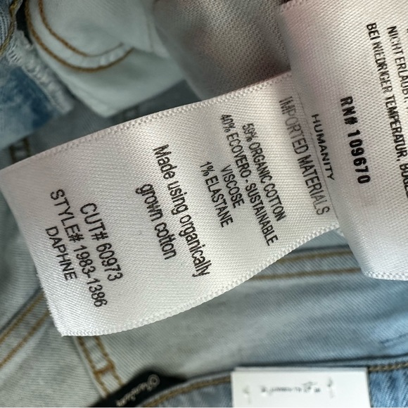 CITIZENS OF HUMANITY Daphne Ripped High Waist Raw Hem Crop Stovepipe Jeans - Picture 13 of 14